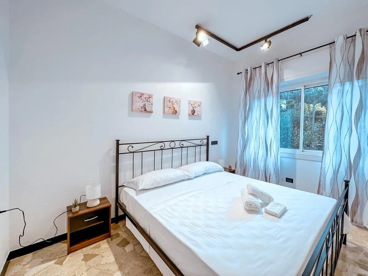 Apartment Private Parking A Due Passi Dalla Stazione Rapallo