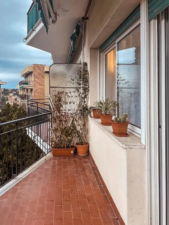 Apartment Private Parking A Due Passi Dalla Stazione Rapallo